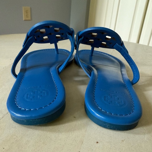 Tory Burch Tejus Embossed Leather Miller Sandal Size 8.5 💙💙💙 - Picture 5 of 10